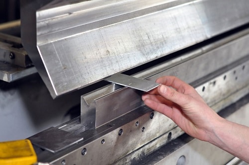 7 Things to Consider When Choosing a Good Metal Fabrication Company